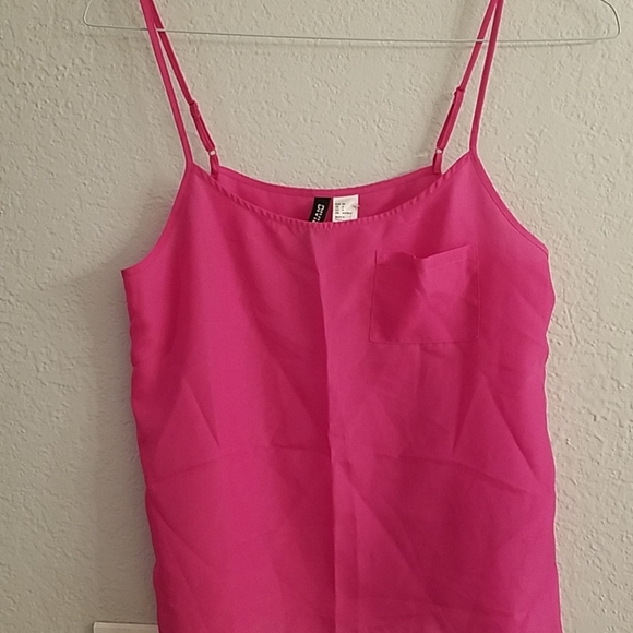 Top - Picture 3 of 3